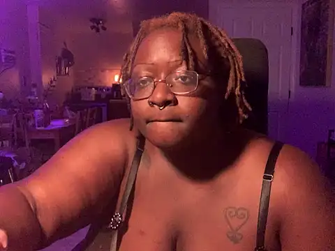 BigKittyRaven online show from 11, 12, 2024