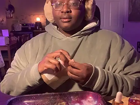 BigKittyRaven online show from 26, 12, 2024