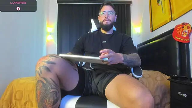 connor santtos online show from 9, 9, 2025