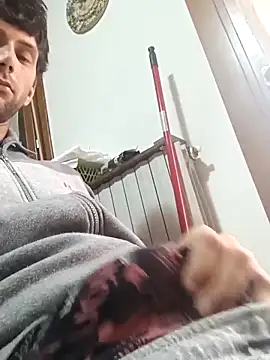 Snapshot of dariodario chatting on 18, 2, 2025 dariodario online show from 18, 2, 2025