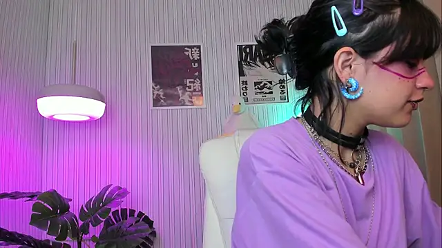 lilith hart online show from 30, 1, 2025