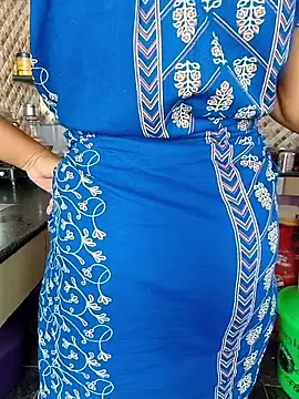 Tamil Shalini Lustyy online show from 26, 10, 2025