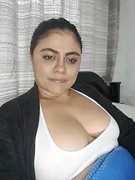 Snapshot of ElizabethWeil chatting on 17, 2, 2025 ElizabethWeil online show from 17, 2, 2025