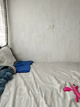 Snapshot of ElizabethWeil chatting on 27, 2, 2025 ElizabethWeil online show from 27, 2, 2025