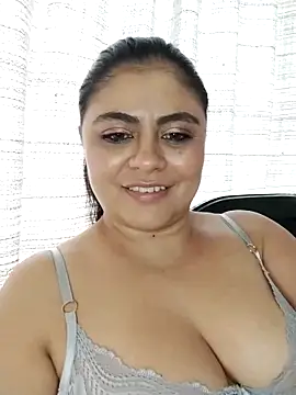 Snapshot of ElizabethWeil chatting on 27, 2, 2025 ElizabethWeil online show from 27, 2, 2025