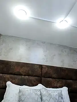 Snapshot of ElizabethWeil chatting on 28, 2, 2025 ElizabethWeil online show from 28, 2, 2025