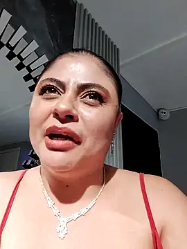 Snapshot of ElizabethWeil chatting on 28, 2, 2025 ElizabethWeil online show from 28, 2, 2025