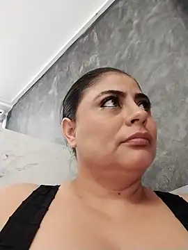 Snapshot of ElizabethWeil chatting on 4, 3, 2025 ElizabethWeil online show from 4, 3, 2025