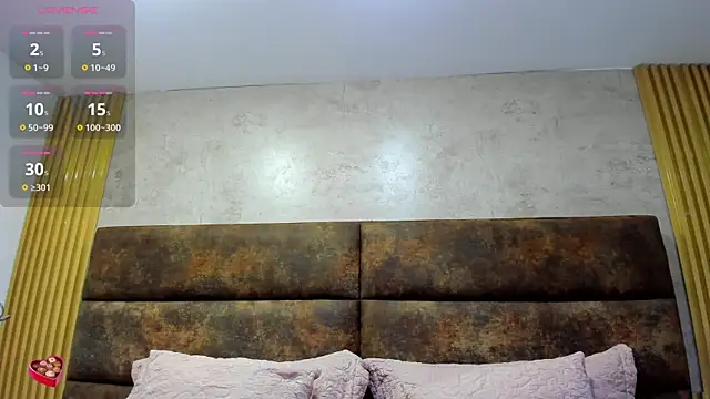 Snapshot of ElizabethWeil chatting on 8, 3, 2025 ElizabethWeil online show from 8, 3, 2025