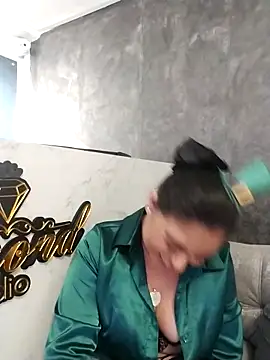 Snapshot of ElizabethWeil chatting on 17, 3, 2025 ElizabethWeil online show from 17, 3, 2025