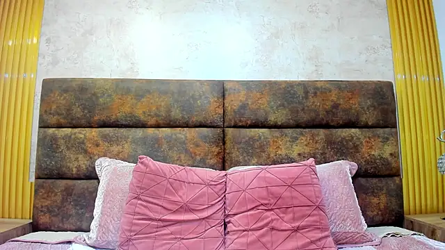 Snapshot of ElizabethWeil chatting on 19, 3, 2025 ElizabethWeil online show from 19, 3, 2025