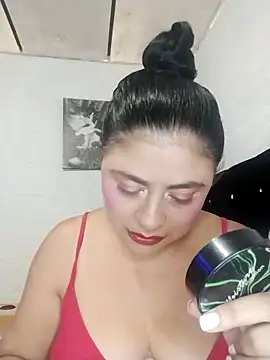 Snapshot of ElizabethWeil chatting on 18, 9, 2025 ElizabethWeil online show from 18, 9, 2025