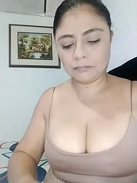 Snapshot of ElizabethWeil chatting on 30, 9, 2025 ElizabethWeil online show from 30, 9, 2025