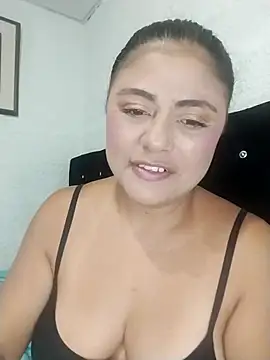 Snapshot of ElizabethWeil chatting on 15, 10, 2025 ElizabethWeil online show from 15, 10, 2025