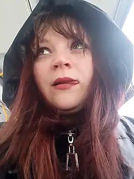 Eva Florence online show from 4, 1, 2025