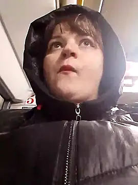 Eva Florence online show from 9, 1, 2025