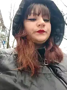 Eva Florence online show from 18, 1, 2025