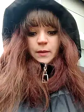 Eva Florence online show from 10, 2, 2025