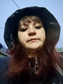 Eva Florence online show from 13, 2, 2025