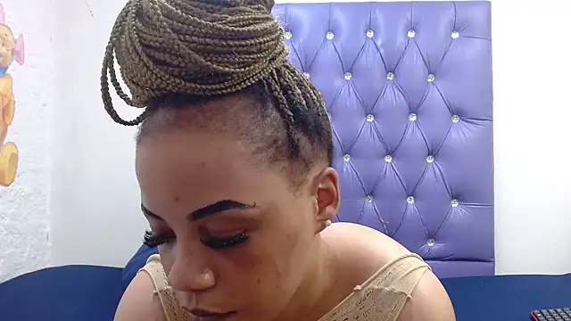 LolaTwerksXX online show from 18, 1, 2026