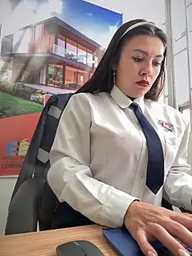 LIZ-06  online show from 4, 11, 2025