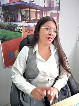 Snapshot of LIZ-06_ chatting on 1, 12, 2025 LIZ-06 online show from 1, 12, 2025