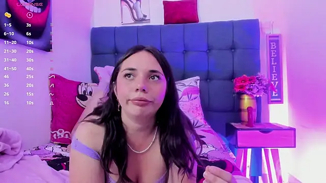 Snapshot of Hellen_starx chatting on 7, 11, 2025 Hellen starx online show from 7, 11, 2025