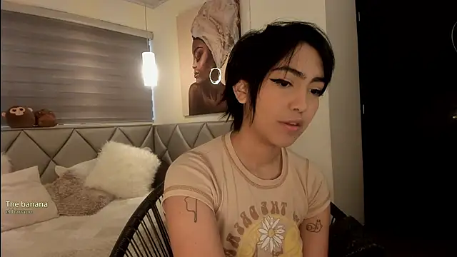 im Luucy online show from 21, 3, 2025