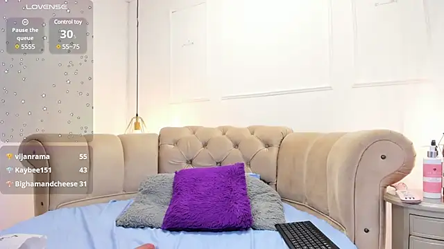 briannaduque online show from 28, 2, 2025