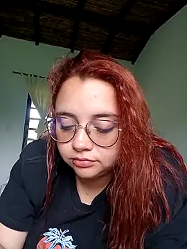 Snapshot of CURVY-HORNY chatting on 12, 9, 2025 CURVY-HORNY online show from 12, 9, 2025