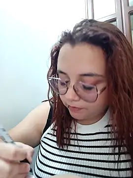 Snapshot of CURVY-HORNY chatting on 21, 9, 2025 CURVY-HORNY online show from 21, 9, 2025