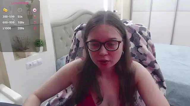 Cutie Emily online show from 28, 9, 2025