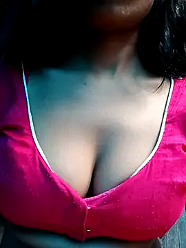 Snapshot of Kajal__Mehra chatting on 2, 11, 2025 Kajal Mehra online show from 2, 11, 2025