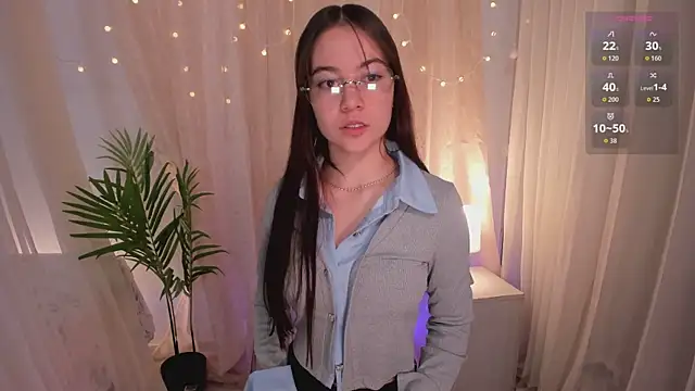 Lia Sweett  online show from 3, 3, 2026