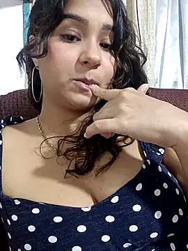 Snapshot of BrendaGirs chatting on 1, 3, 2025 BrendaGirs online show from 1, 3, 2025