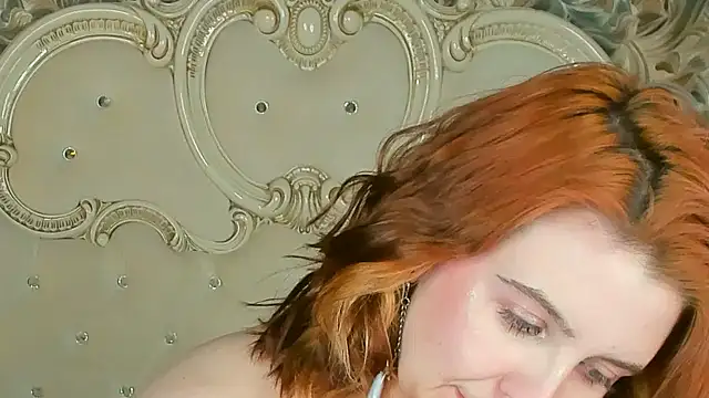 Melanie Stoun online show from 3, 3, 2025