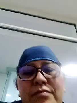 Snapshot of Darly_Gomez chatting on 22, 12, 2024 Darly Gomez online show from 22, 12, 2024