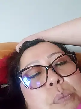 Snapshot of Darly_Gomez chatting on 17, 2, 2025 Darly Gomez online show from 17, 2, 2025