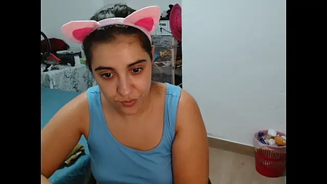 Snapshot of Ursumi1 chatting on 23, 10, 2025 Ursumi1 online show from 23, 10, 2025