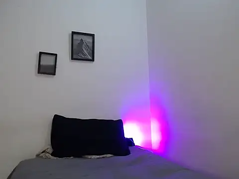 aria jhonsson online show from 3, 1, 2025