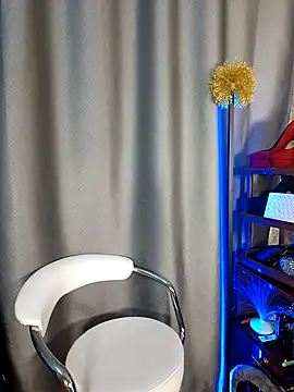 Snapshot of Milforja chatting on 13, 11, 2025 Milforja online show from 13, 11, 2025