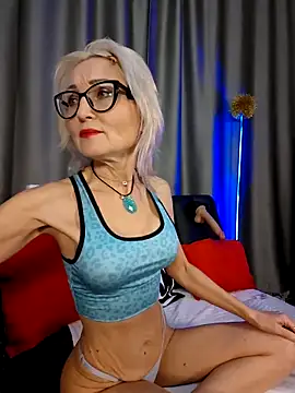 Snapshot of Milforja chatting on 22, 11, 2025 Milforja online show from 22, 11, 2025