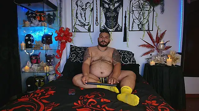 Snapshot of dannybear_ chatting on 23, 12, 2024 dannybear online show from 23, 12, 2024