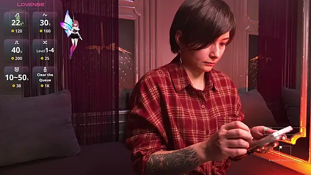 Ishtar Divine online show from 4, 12, 2025