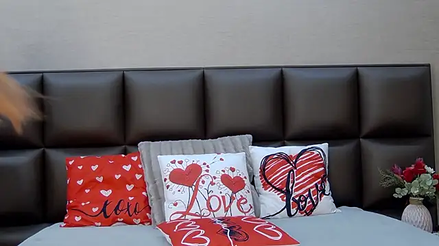 FoxyJoy online show from 13, 2, 2026