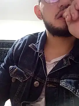 Snapshot of Nene1325 chatting on 15, 12, 2024 Nene1325 online show from 15, 12, 2024