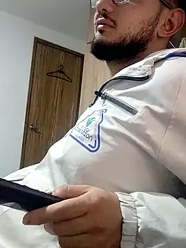 Snapshot of Nene1325 chatting on 18, 12, 2024 Nene1325 online show from 18, 12, 2024