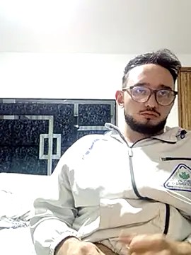 Snapshot of Nene1325 chatting on 18, 12, 2024 Nene1325 online show from 18, 12, 2024