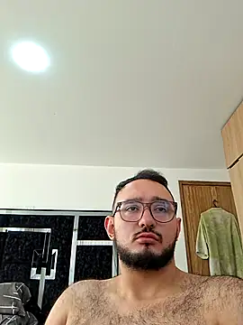 Snapshot of Nene1325 chatting on 8, 3, 2025 Nene1325 online show from 8, 3, 2025