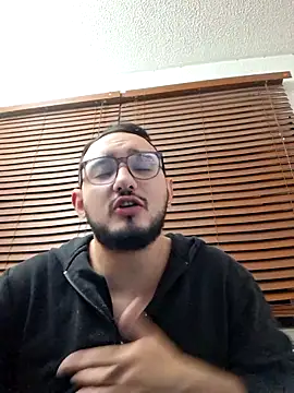 Snapshot of Nene1325 chatting on 12, 3, 2025 Nene1325 online show from 12, 3, 2025